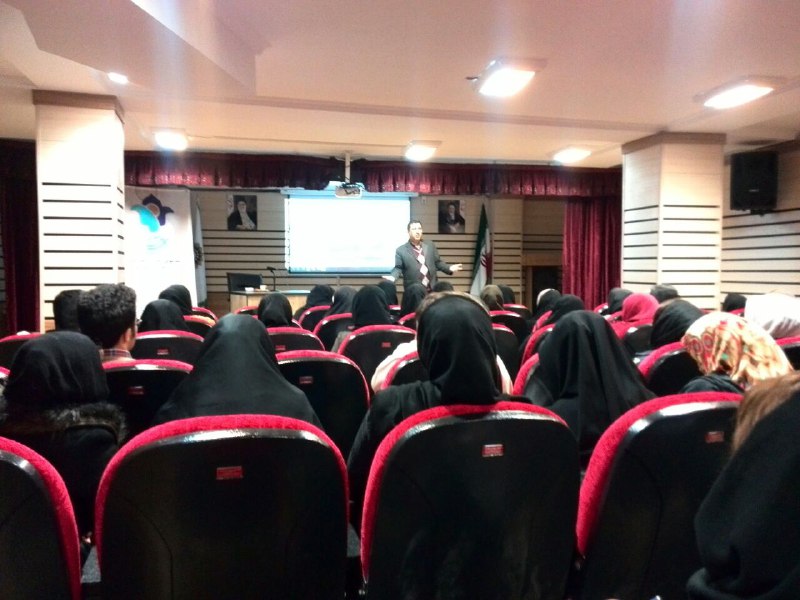 نشست روانشناسی باموضوع آموزش گام های موفقیت و مهارتهای زندگی به مددجویان مهرآفرین برگزار شد.